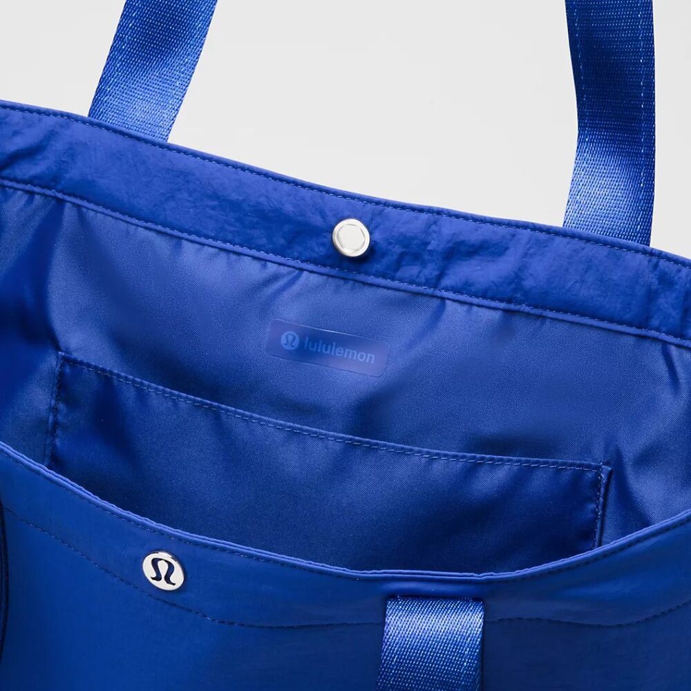 Lululemon Daily Multi-Pocket Tote Bag 20L in Riverside Blue, BNWT - Picture 4 of 5
